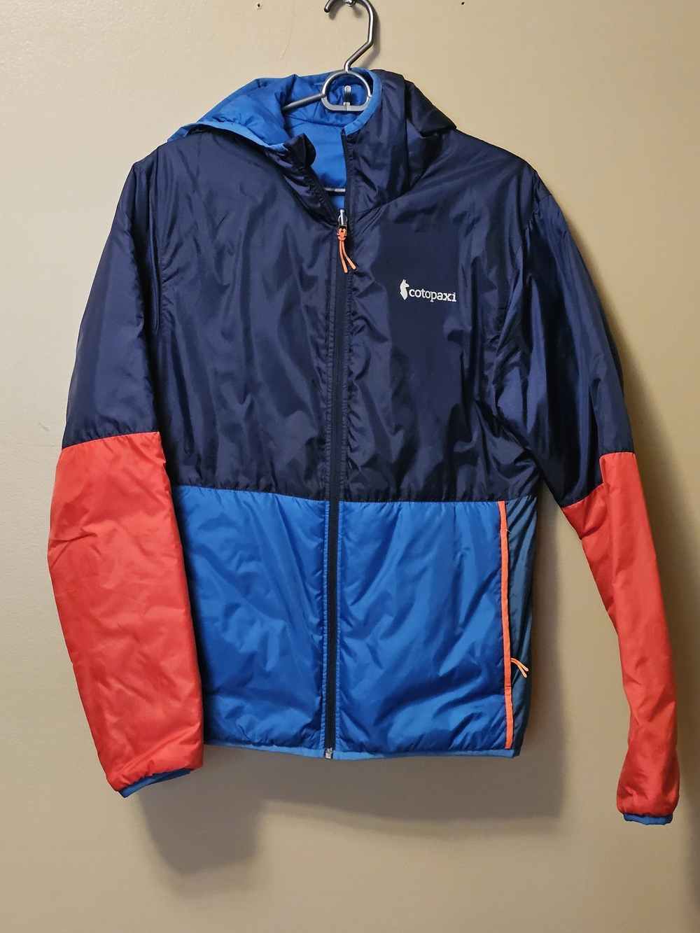 Cotopaxi Mens Hooded Puffer Jacket - Navy, Bright Blue & Red